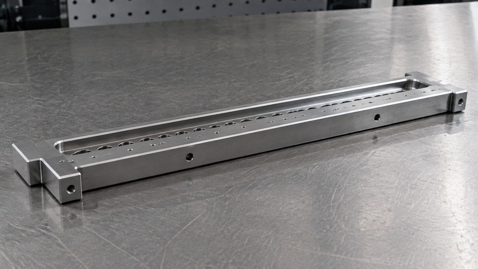 Automation Assembly Equipment Bracket Case: Hole-and-Slot Datums and Edge Control