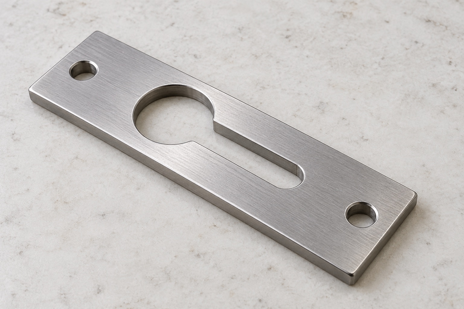 Medical Equipment Keyhole Retaining Plates: Entry Geometry, Sliding Clearance and CNC Inspection